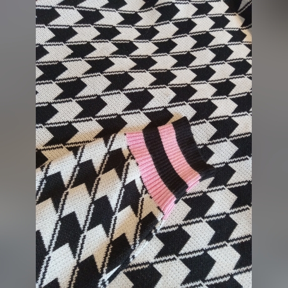 Printed Sweater - Picture 4 of 7